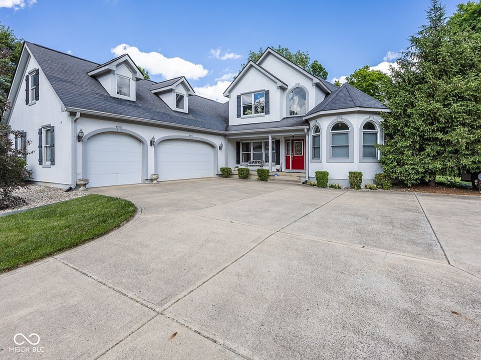 1st image of 6707 Royal Oakland Pl