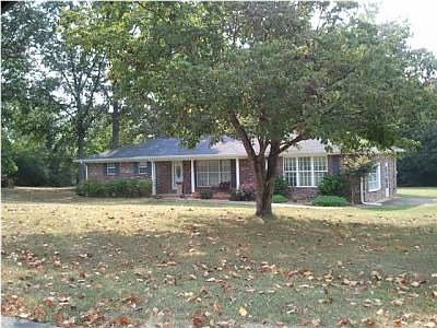 1st image of 121 Maddie Ln