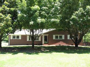 188 Gordon Dr, Spartanburg, SC 29301