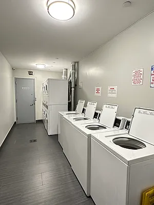 Rented by Avenues Real Estate | media 21