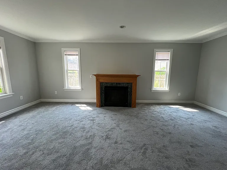 680 W Ferry St #4 — Photo 5