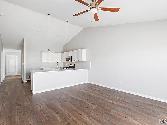 7th image of this home