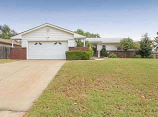 916 S Broadmoor Ave, Wichita, KS 67207