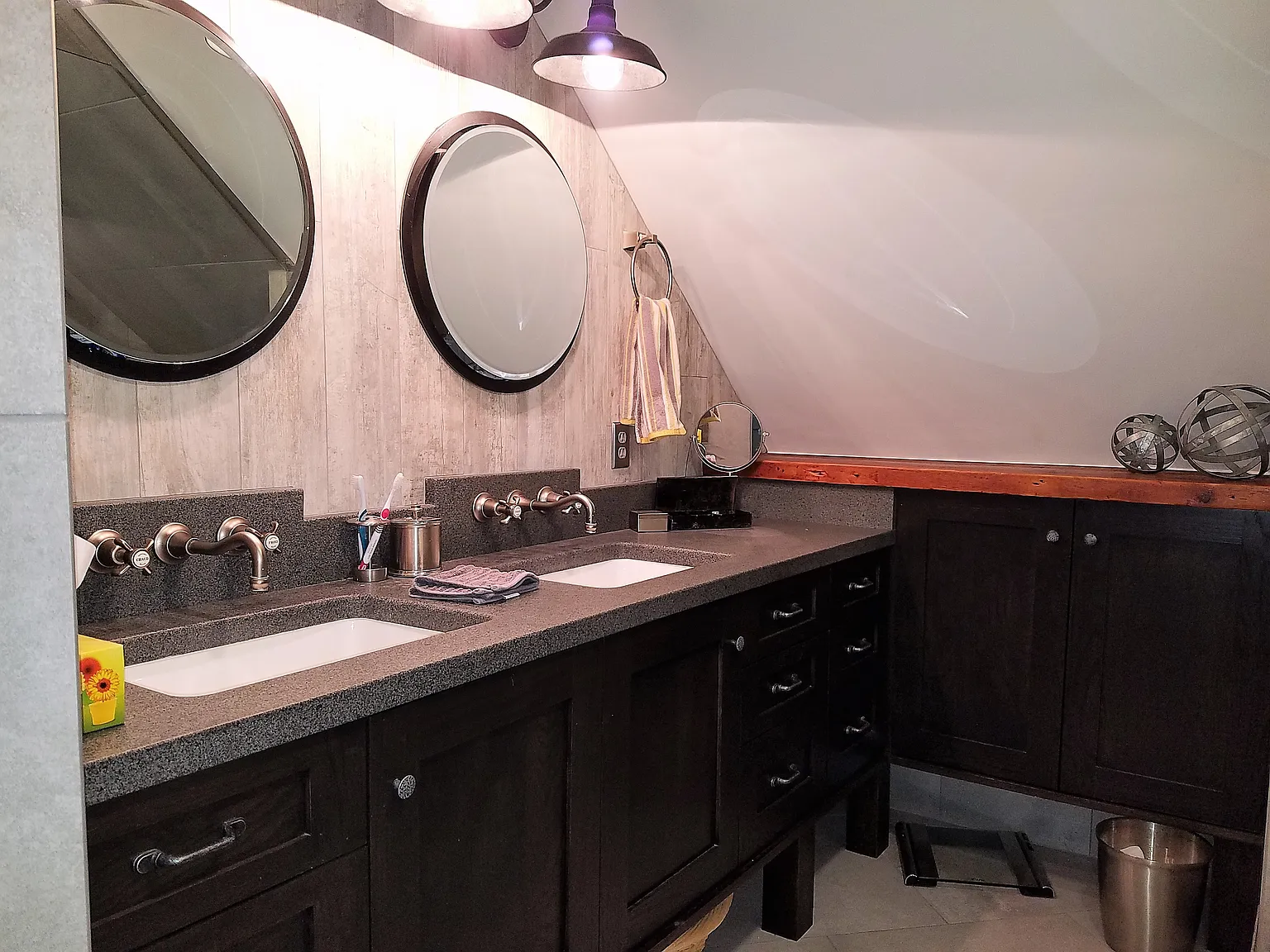 3 bed, 1936 sqft, $3,000 — Photo 2