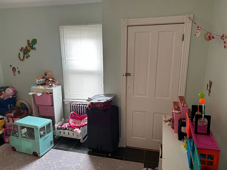 224 Highland Ave — Photo 18