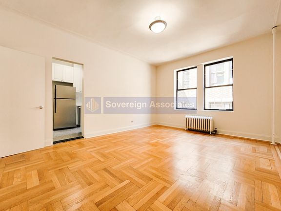 2nd image of 652 W 163rd St #4F
