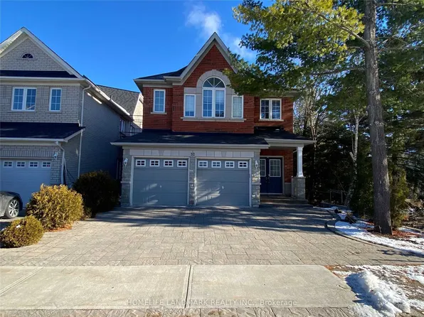 32 Escapade Dr, Richmond Hill, ON L4E 4X7