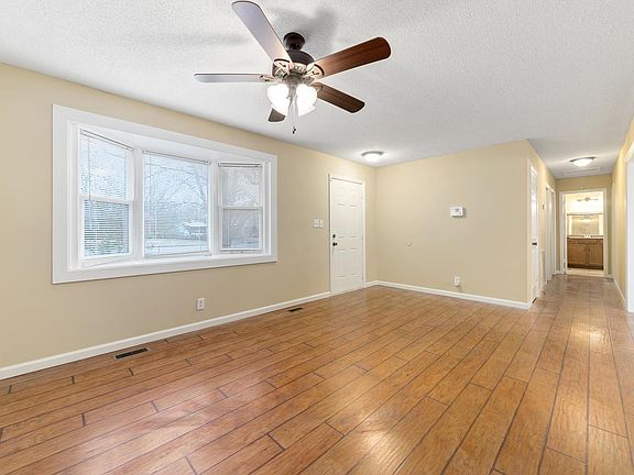 5th image of 110 Dalewood Dr