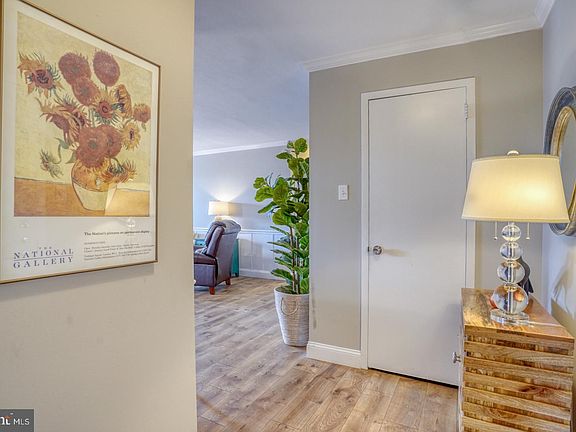 2nd image of 2401 Pennsylvania Ave APT 516