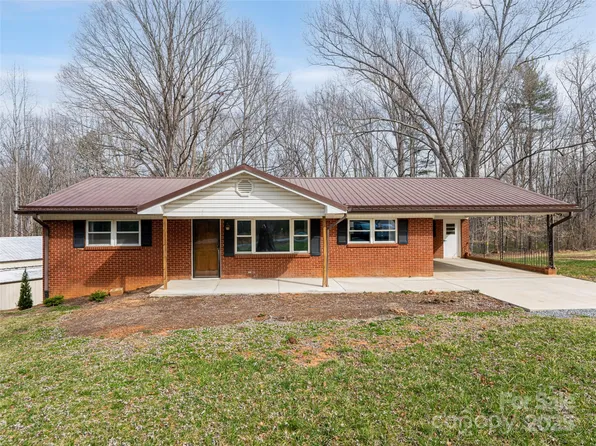 4304 Saint Pauls Church Rd, Morganton, NC 28655