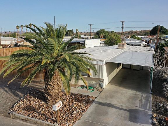 3rd image of 313 N Stardust Ln
