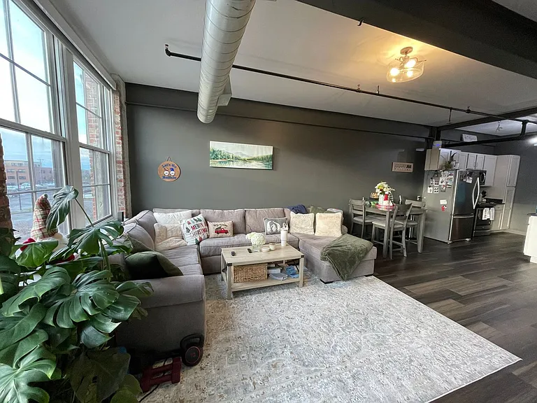 Oak Knitting Mill Apartments Franklin Square Available — Photo 17