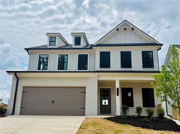 214 Fowler Farms Dr, Auburn, GA 30011