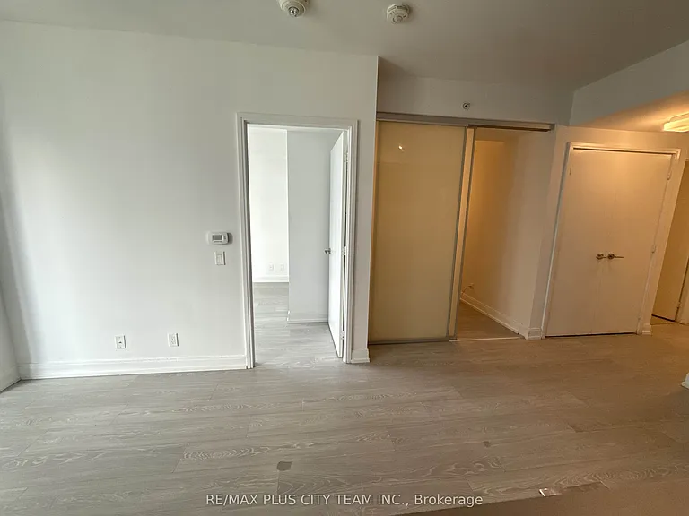 181 Dundas St E #1901 — Photo 3