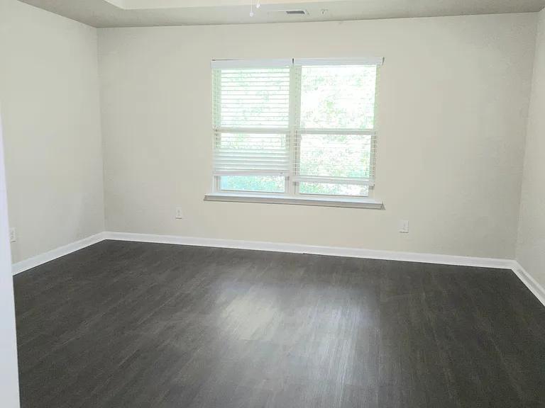 3524 Castleberry Village Cir — Photo 36