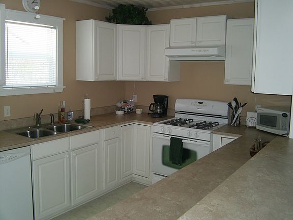 2nd image of 519 S Reagan St