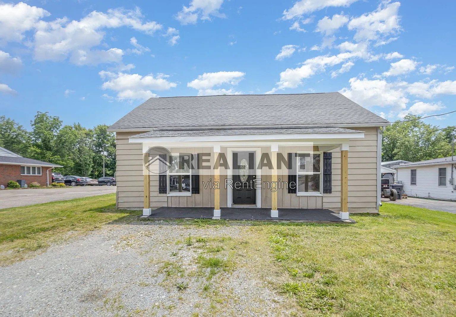 3 bed, 1.0 bath, 1344 sqft, $1,895 — Photo 1