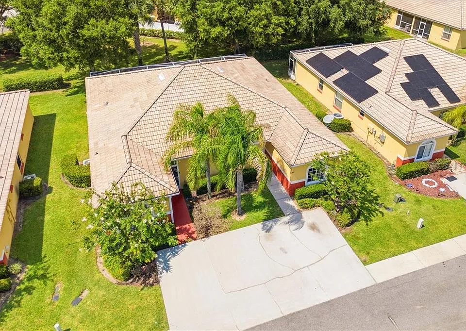 157 Ocean Bluff Dr