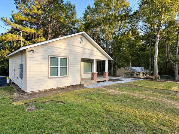 33 McMurrian Rd, Phenix City, AL 36869
