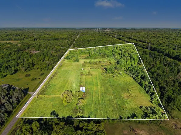 72362 28th Ave, Covert, MI 49043