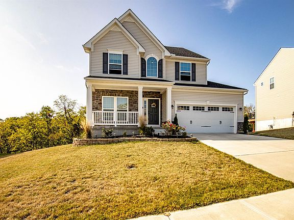 2nd image of 8077 Valley Crossing Dr