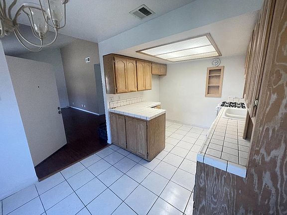 5th image of 5325 N Barranca Ave