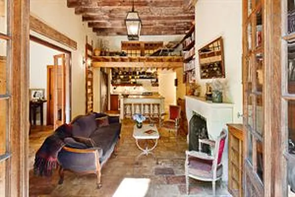 Sold by Douglas Elliman | media 32