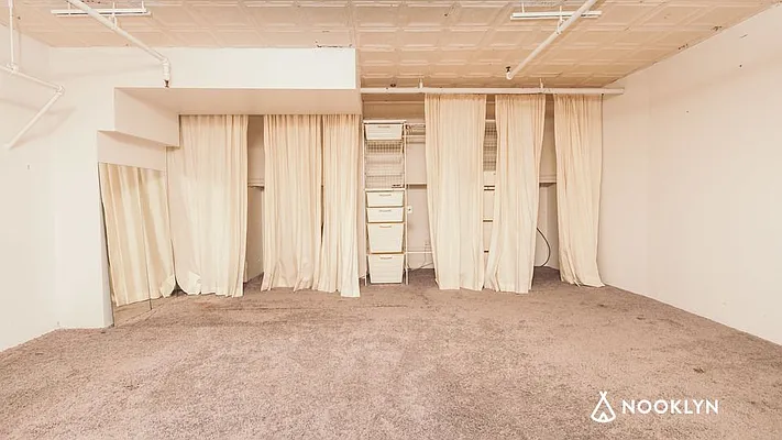 Rented by Nooklyn NYC LLC | media 26