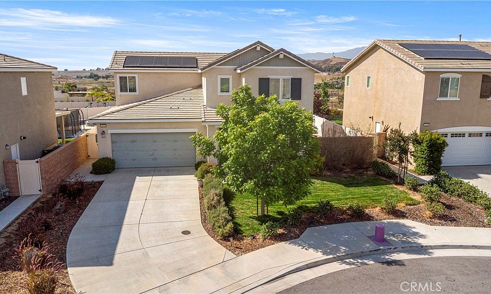 1st image of 1032 Marigold Ct