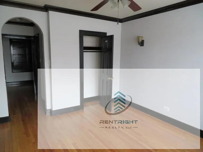 4101-07 W Fletcher St #3124-1 — Photo 2