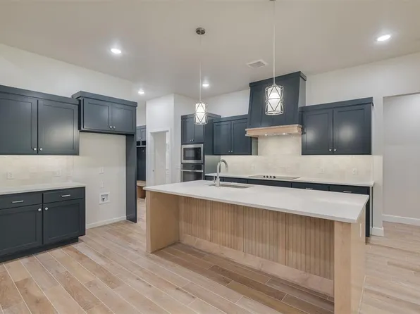 11160 Black Lion Ct, Blanchard, OK 73010