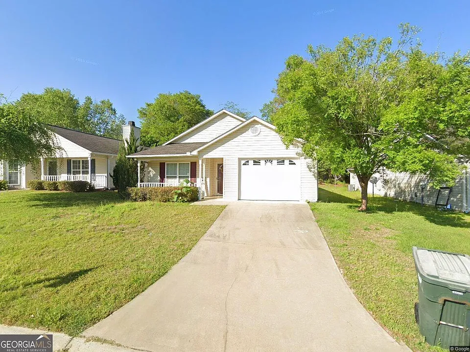 110 Easy St