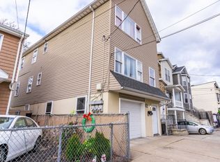 95 N Main St, Paterson, NJ 07522