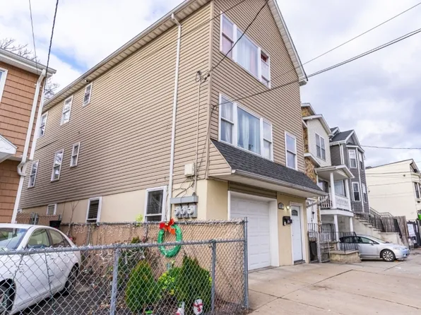 95 N Main St, Paterson City, NJ 07522