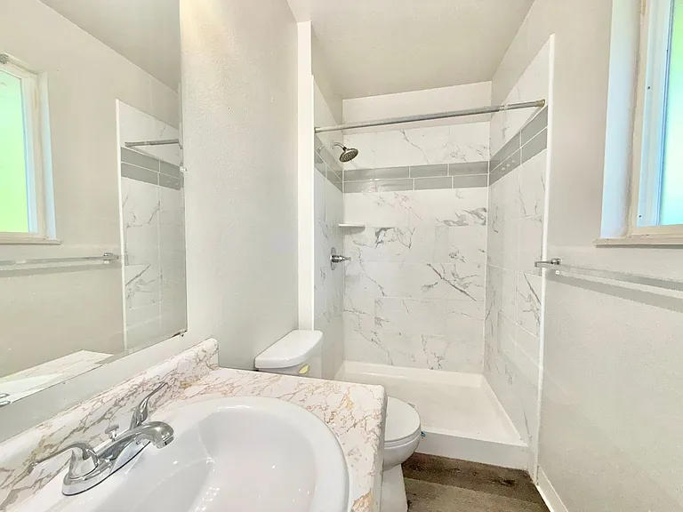2945 Del Rey Plz — Photo 9