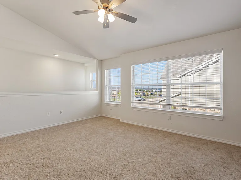 The Lofts at Valencia — Photo 7