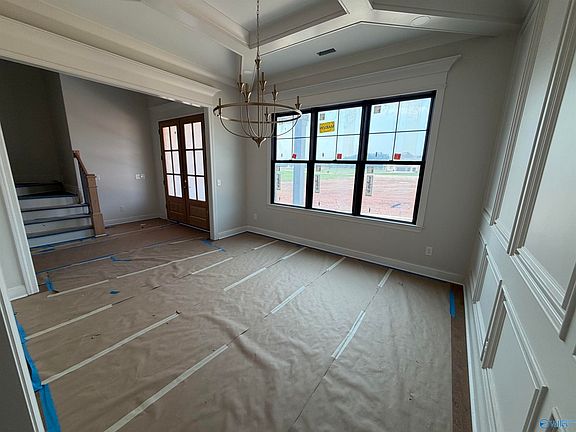 4th image of 149 Sydney School Way
