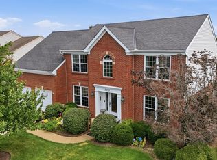 7373 Lakota Springs Dr, West Chester, OH 45069