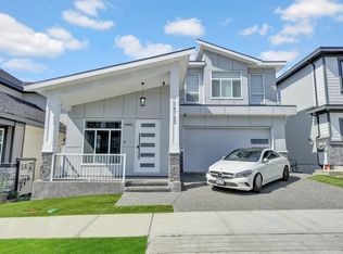 14745 62nd Ave, Surrey, BC V3S 8K7