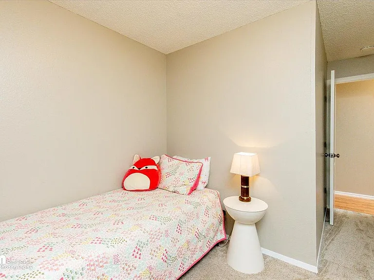10250 Jamestown Dr #8 — Photo 15