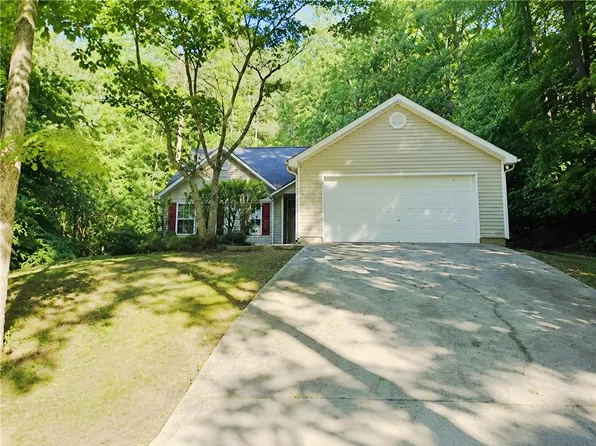 300 Lakeside Dr, Covington, GA 30016