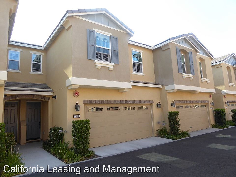 1st image of 22053 Barrington Way