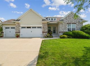 4909 Hay Field Ct SW, Cedar Rapids, IA 52404