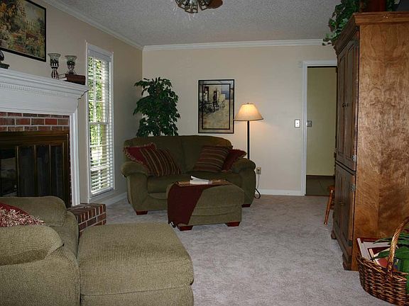 Spacious family room