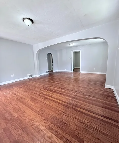 7131 Garesche Ave — Photo 2