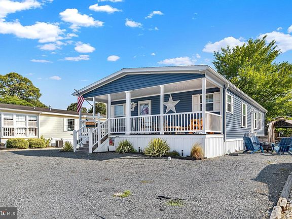 2nd image of 26018 Dogwood Ln