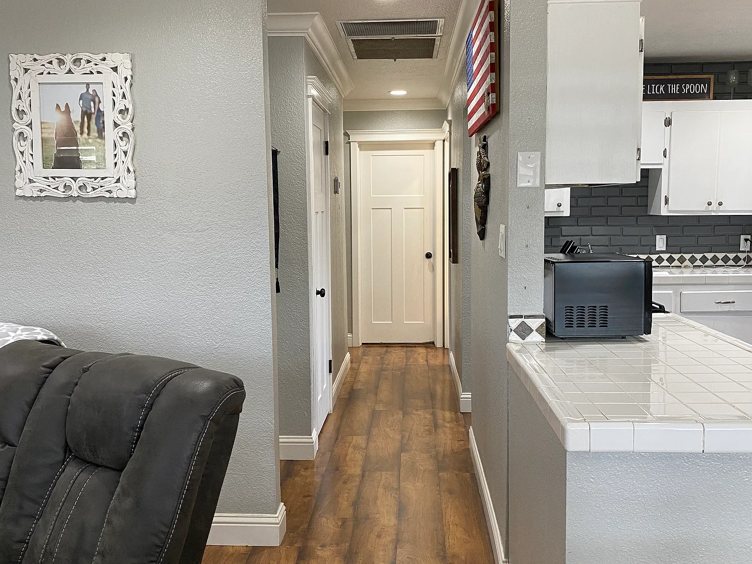 33 Olive Way — Photo 4