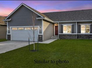 103 N Oak Park Ave #C, Colfax, IA 50054