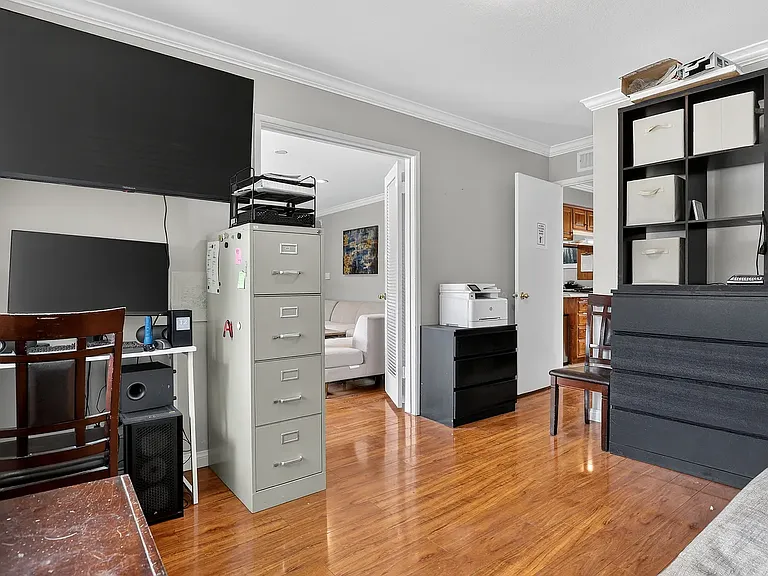 212 E Avenida De Los Arboles — Photo 5