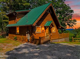 4361 Oakland Way Unit 3, Gatlinburg, TN 37738